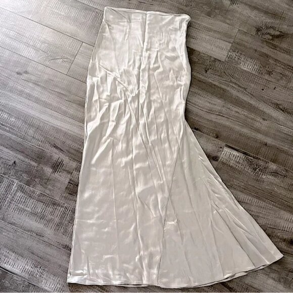 Zara Bias Cut Satin Maxi Skirt Silvery Tan NWT Size Medium - Picture 10 of 13